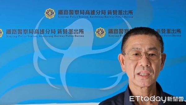 ▲越南籍石材商胡姓男子，搭乘台鐵區間車忘了帶裝有400萬元的提袋下車，所幸列車長與鐵警局警方協助尋獲，目前由台鐵新營站保管，預定8日晚上完成點交程序。（記者林東良翻攝，下同）