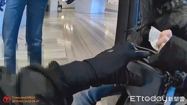 ▲▼台中一名老闆娘誤信詐團的航空公司投資案，遭騙6千萬元。（圖／民眾提供，下同）