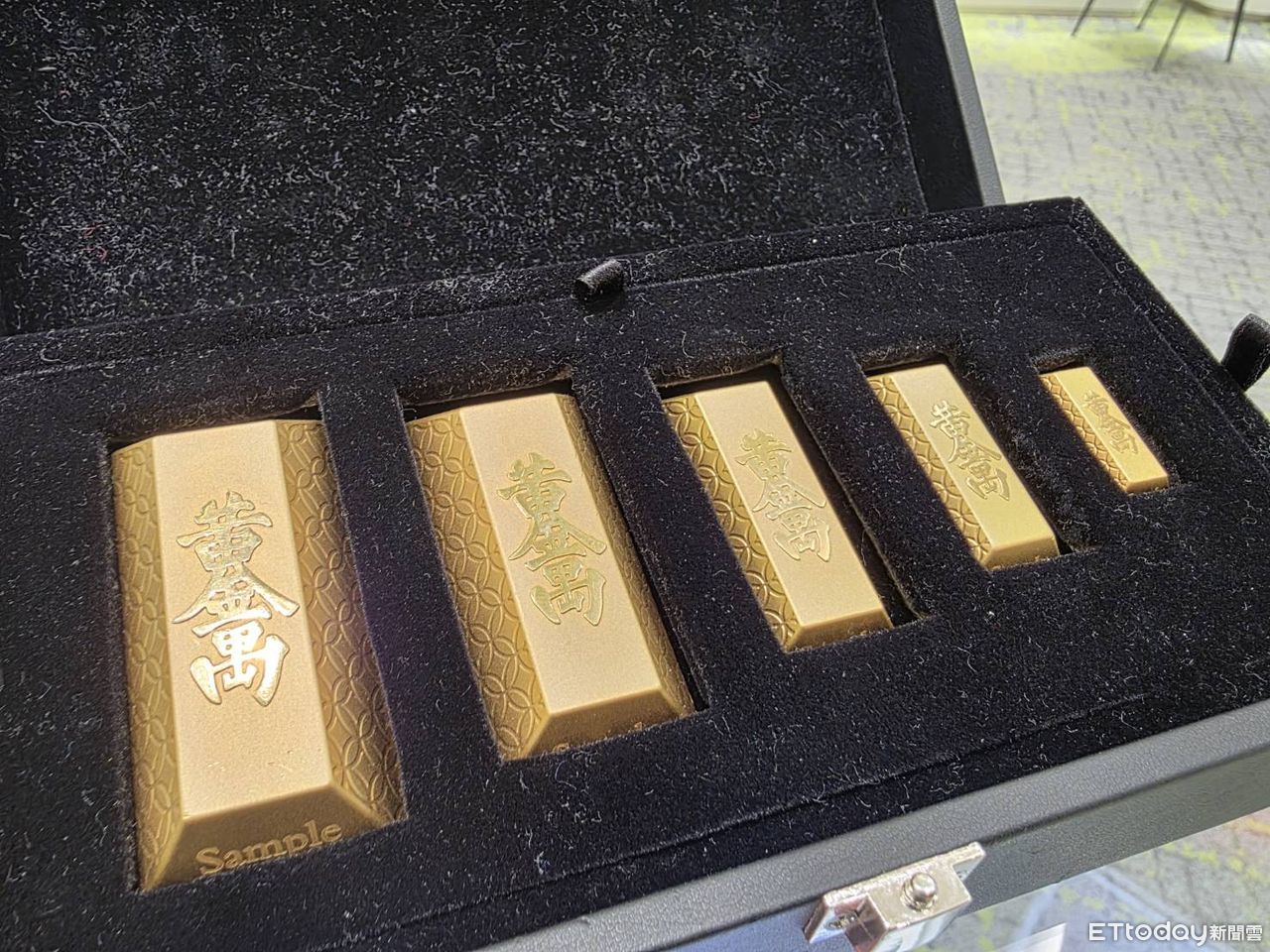 中東戰火拖累金價跌15% 央行楊金龍:現在不是進場好時機