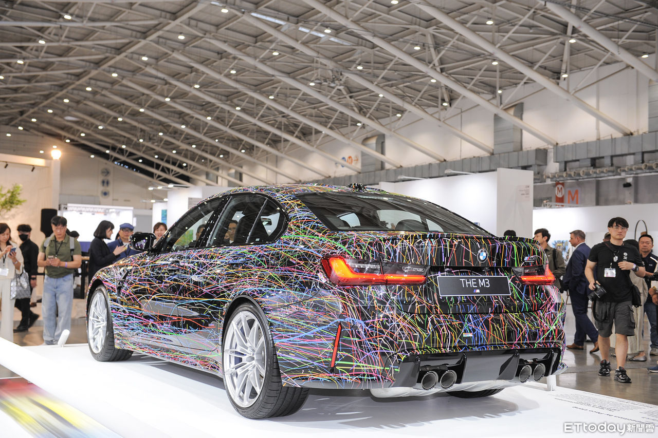 ▲BMW攜手2025台北當代藝術博覽會 。（圖／記者林鼎智攝）
