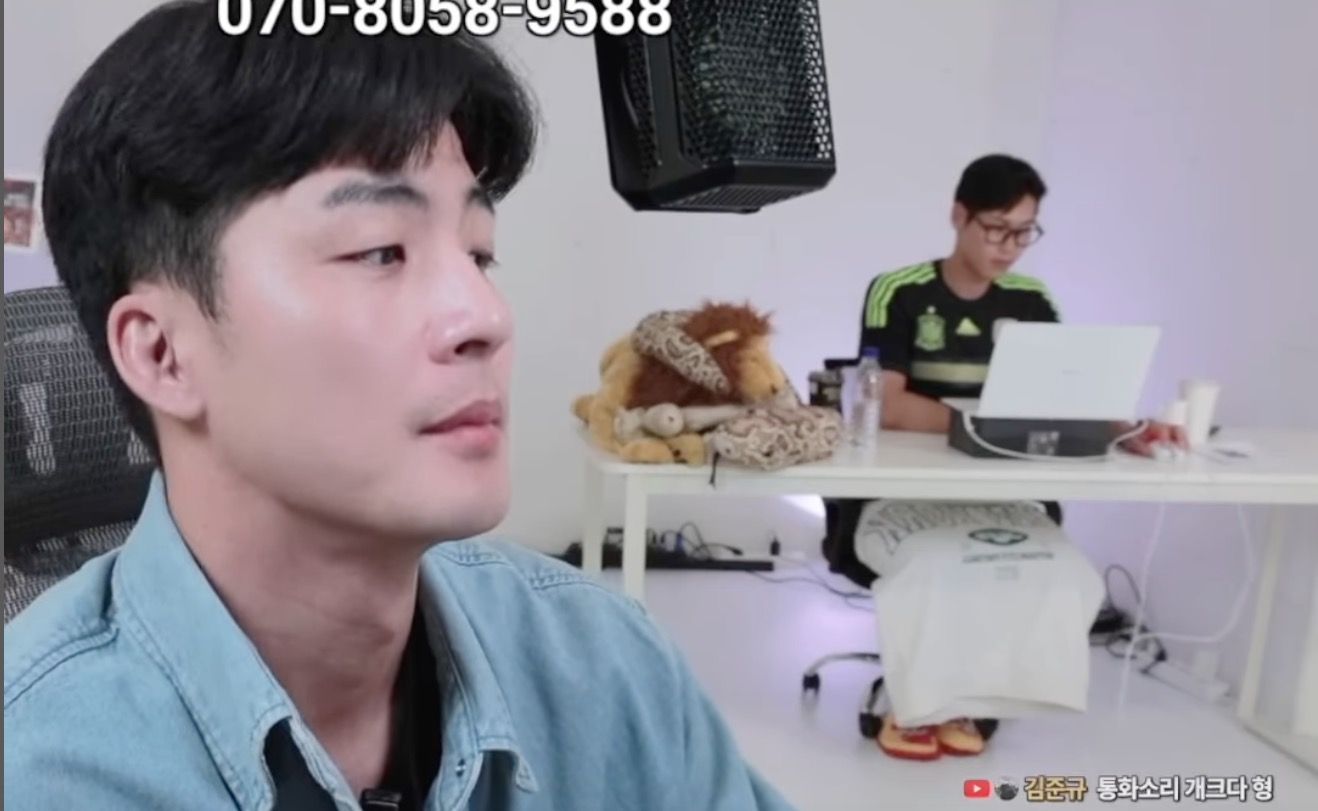 百万网红与女网友视讯通话 “淫秽动作”全被录