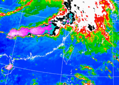 更強一波「紅爆雷雨」周末開炸　全台雨不停！連3天濕