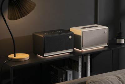 B&O Beosound A1低音聲64dB登場 EDIFIER ES300極簡雙色亮相