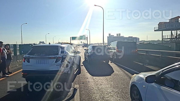 ▲▼88車禍             。（圖／民眾提供）