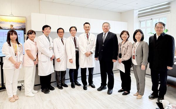 ▲桃園地檢署與桃園療養院戒癮治療團隊會後大合影。（圖／桃園地檢署提供）