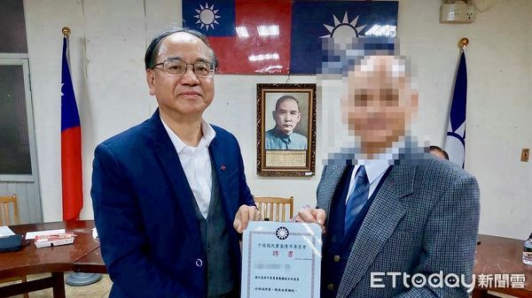 ▲▼左邊是吳國勝。（圖／記者郭世賢翻攝）