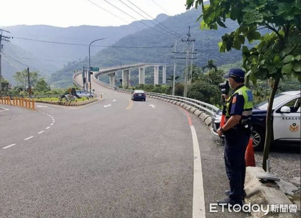 ▲屏東縣警方10日起強勢取締台24線交通違規勤務            。（圖／記者陳崑福翻攝）