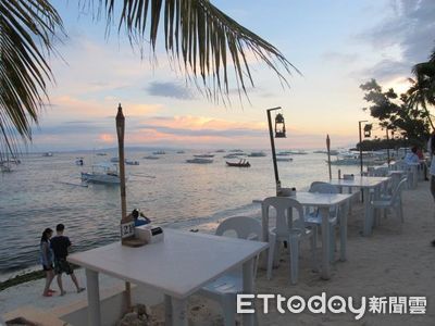 菲律賓7大經典菜色！花生醬燉肉、炸香蕉春捲　還有世界級烤乳豬