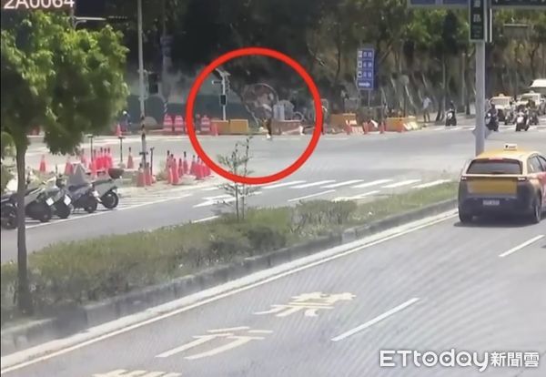 ▲▼高雄男獨自外出爬半屏山失聯未歸&hellip;太太急報案　警消展開搜山 。（圖／記者賴文萱翻攝）