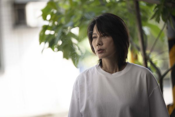 ▲《拜六禮拜》鍾欣凌首演「最重小三」，丁寧、孫淑媚組熟齡閨蜜團。（圖／華視提供）