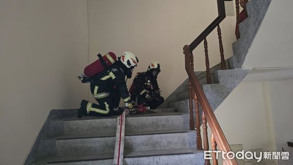 ▲基隆消防高樓救災訓練。（圖／記者郭世賢翻攝）