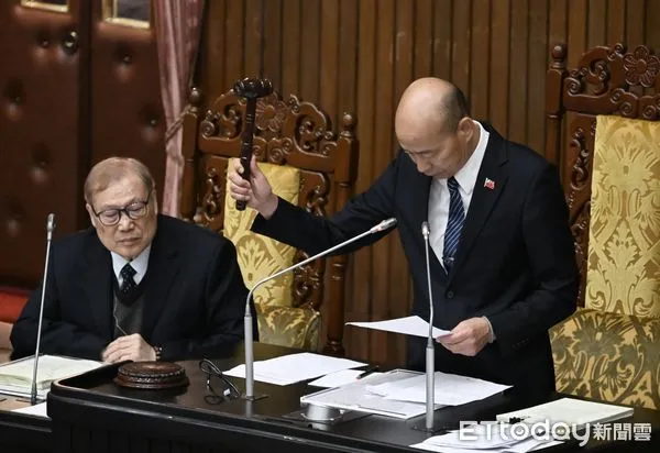 ▲立法院院會 紀念日及節日實施條例草案 三讀  還假於民       。（圖／記者屠惠剛攝）