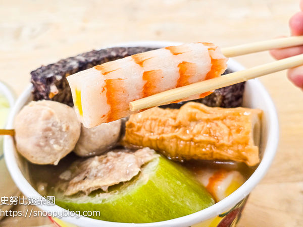 ▲▼【新北鶯歌美食】阿婆壽司～24小時營業老字號壽司，多種口味壽司均一價50元，鶯歌排隊美食。（圖／部落客史努比遊樂園授權提供）