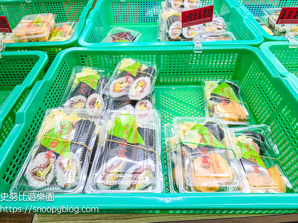 ▲▼【新北鶯歌美食】阿婆壽司～24小時營業老字號壽司，多種口味壽司均一價50元，鶯歌排隊美食。（圖／部落客史努比遊樂園授權提供）