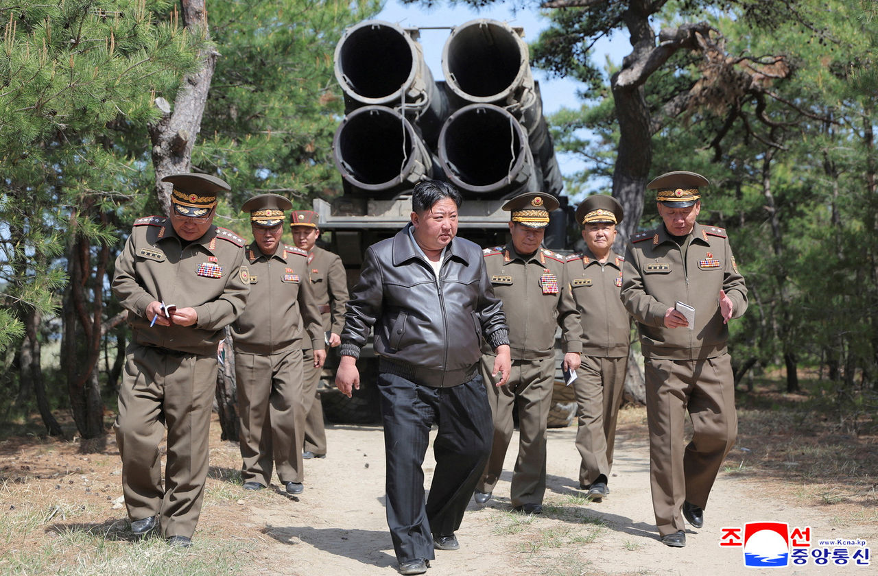 北韓試射多枚導彈！金正恩強調「發展核武」　旨在對抗美韓軍演