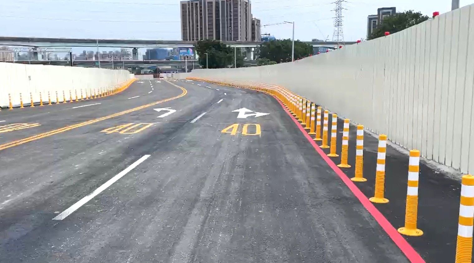 ▲新北塭仔圳泰林路5／13日中午改道。（圖／新北市地政局提供）
