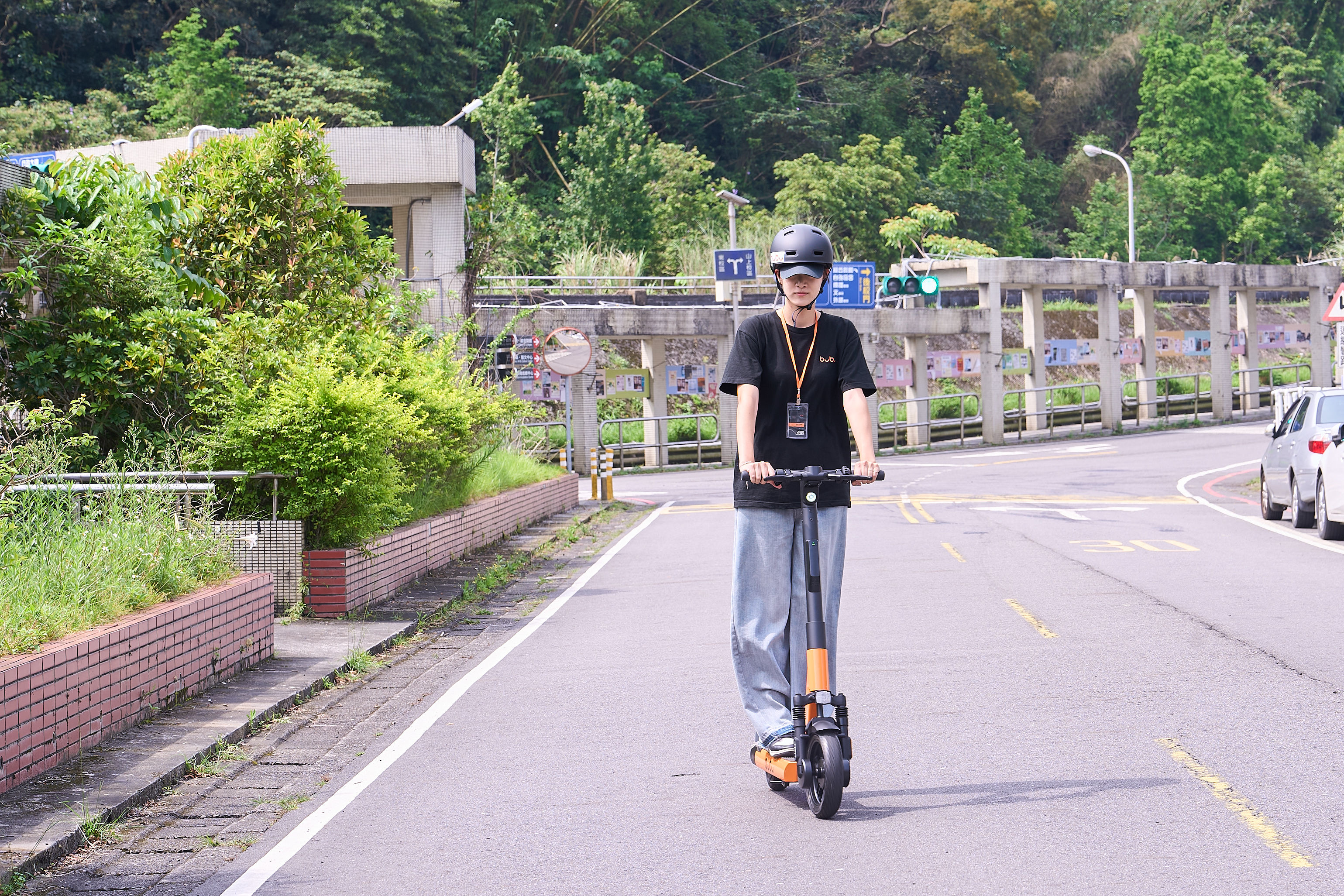 ▲▼政大學生創業團隊，在校園內進行電動滑板車免費試乘活動。（圖／記者許敏溶攝）