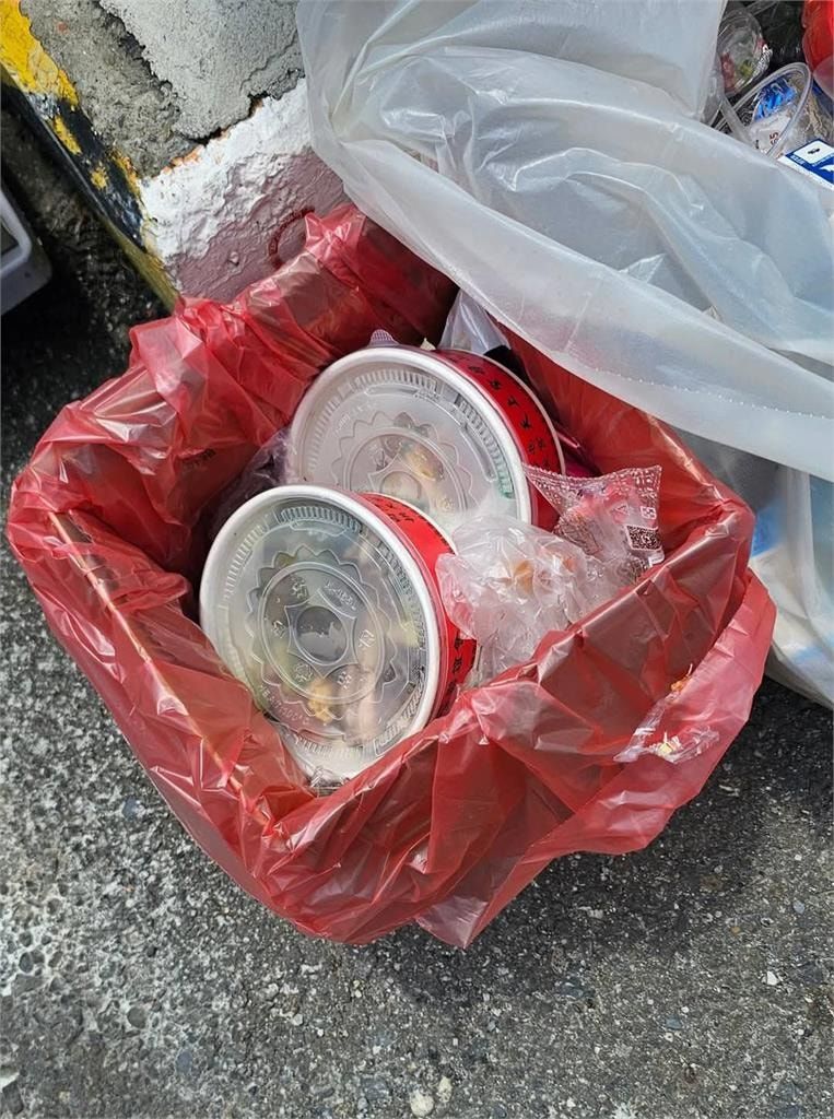 ▲▼             。（圖／翻攝自FB／白沙屯媽祖ㄟ香燈腳）