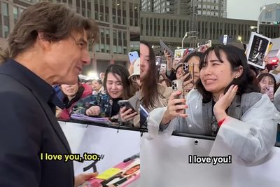 女影迷激動告白：我愛你！　阿湯哥「寵粉回應超暖」惹哭她