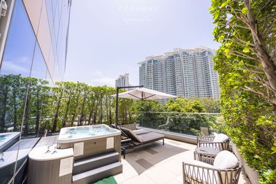 露台泡澡遠眺香港山海景！東涌避世酒店