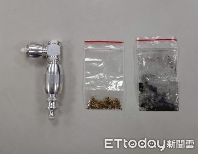 無照上路被盤查搜出「包裡藏大麻」 他辯:酒吧有人免費提供