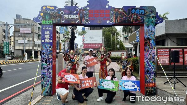 ▲台南市建興國中師生共構「圍城」儀式，展現城市記憶與教育連結的象徵力量。（記者林東良翻攝，下同）