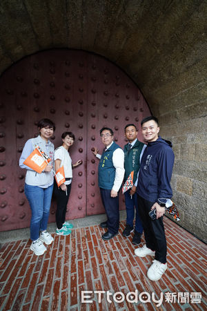 ▲台南大南門迎府城城垣300週年，活動當日開放城門通行，邀市民走入歷史體驗三百年前「入城」氛圍。（記者林東良翻攝，下同）