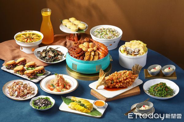 ▲王品3大中餐母親節周末，推出帶媽媽到門店用餐，能獲得拍照並製作相框卡片。（圖／王品提供）