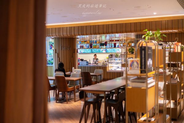 ▲▼香港銀樾美憬閣精選酒店｜2025香港飯店推薦，在露台泡澡還可以欣賞香港城市景色。（圖／部落客黑皮的旅遊筆記授權提供）