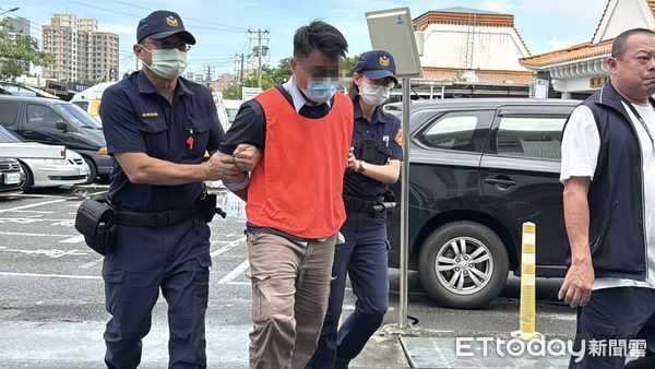 ▲▼ 工地主任鄭男酒駕上路，撞死19歲高職生，阿嬤悲痛認屍。（圖／記者吳世龍攝，下同）