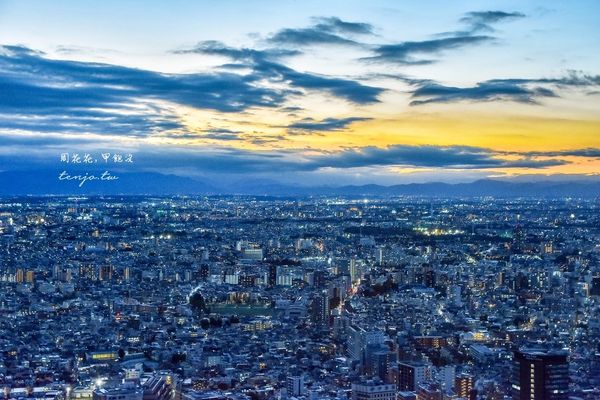 ▲▼【東京都廳展望台】免費東京夜景觀景台推薦！45樓高空景觀可眺望晴空塔東京鐵塔富士山。（圖／部落客周花花，甲飽沒授權提供）