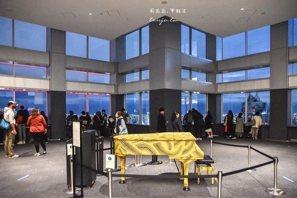 ▲▼【東京都廳展望台】免費東京夜景觀景台推薦！45樓高空景觀可眺望晴空塔東京鐵塔富士山。（圖／部落客周花花，甲飽沒授權提供）