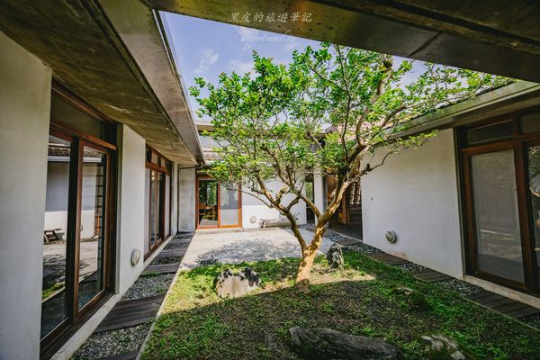 ▲▼2025宜蘭民宿推薦【壯圍張宅】現代版的四合院包棟民宿。（圖／部落客黑皮的旅遊筆記授權提供）