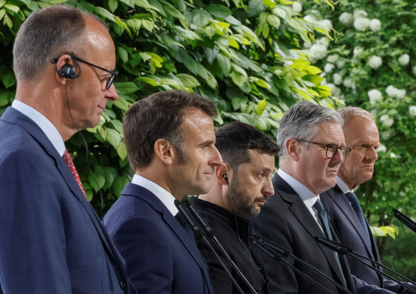 ▲▼川普與歐洲4國給烏撐腰 澤倫斯基：5／12起對俄停火30天（圖／路透）