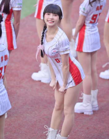 ▲李芷霖經紀公司否認指控。（圖／翻攝自李芷霖IG）