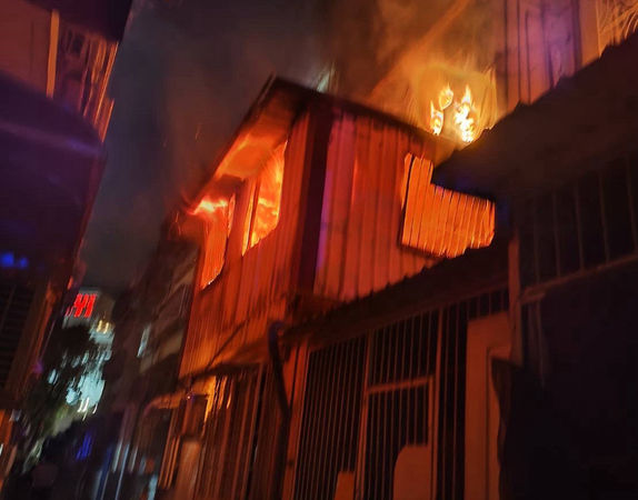 ▲▼鳳山火警             。（圖／民眾提供）