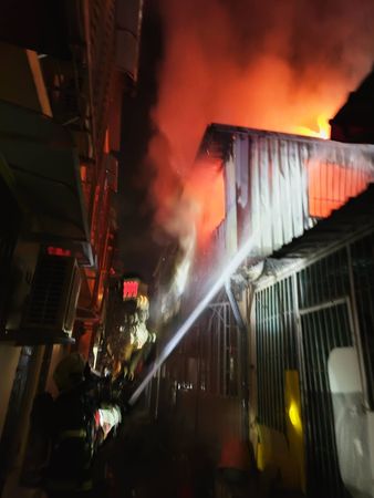 ▲▼鳳山火警             。（圖／民眾提供）