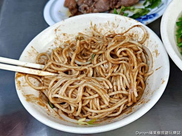 ▲▼麗英麵攤》台北中山區宵夜推薦深夜麵攤沒招牌平價林森北路美食。（圖／部落客Darren蘋果樹旅遊玩樂誌授權提供）