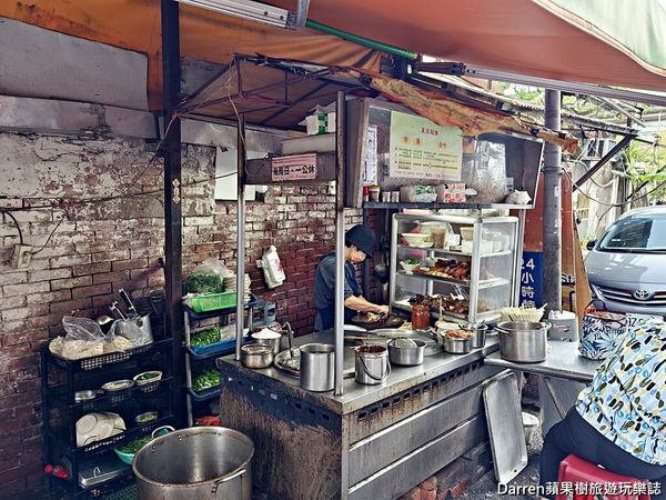 ▲▼麗英麵攤》台北中山區宵夜推薦深夜麵攤沒招牌平價林森北路美食。（圖／部落客Darren蘋果樹旅遊玩樂誌授權提供）