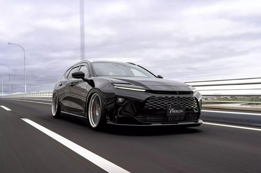 ▲日本T-Demand爆改Crown Estate，帥氣度更勝跑旅Crown Sport。（圖／翻攝自《T-Demand》）