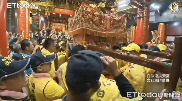 ▲白沙屯媽祖11日回宮，下午3時45分返抵拱天宮。（圖／白沙屯拱天宮文化組提供）