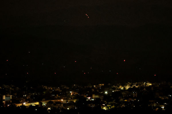 ▲▼ 印度防空系統進行攔截。（圖／路透）