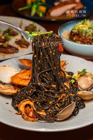 ▲▼小酌 FEWdrink。（圖／部落客虎麗笑嗨嗨授權提供）