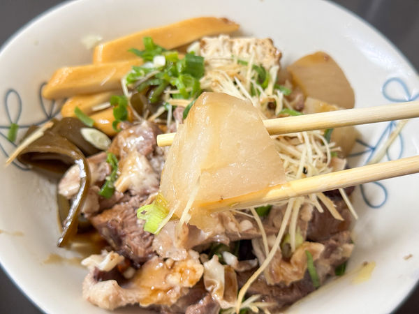 ▲▼橋頭老麵店。（圖／部落客VIVIYU小世界授權提供）