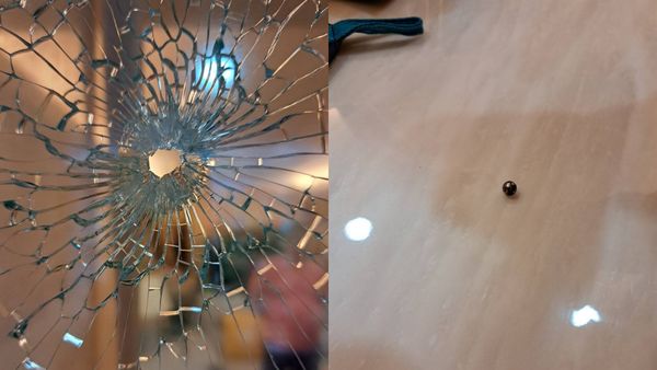 ▲基隆民宅遭鋼珠射擊。（圖／民眾提供）