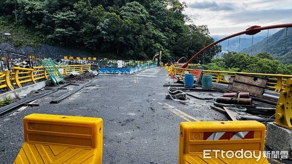 ▲山區強降雨聯外道路多處土石泥流，奧萬大森林遊樂區5月11日起暫時休園三天。（圖／林業保育署南投分署提供）