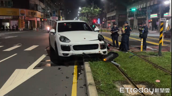 ▲▼高雄洪男酒駕撞死女騎士，見警怒嗆「銬我啊」。（圖／記者吳奕靖翻攝）