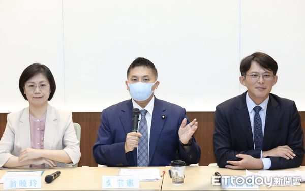 ▲▼國民黨團 民眾黨團舉辦 大法官想當民主太上皇 破壞國會自主太荒唐 記者會。（圖／記者屠惠剛攝）