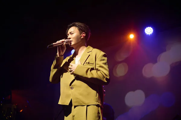 ▲▼許富凱母親節一連兩天開唱。（圖／何樂音樂X寬宏藝術提供）