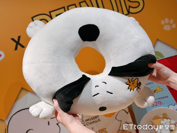 ▲▼「Mister donut」驚喜找來PEANUT漫畫人氣角色「SNOOPY」、「查理布朗」變身成超萌甜甜圈。（圖／記者蕭筠攝）